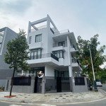 Cho thuê căn góc 2 mặt tiền khu compound hưng thịnh, thạnh mỹ lợi, tp. thủ đức - full nội thất