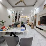 Bán nhà riêng phố nghi tàm, gần ô tô, nhà đẹp ở luôn, dt 60m2 x 4 tầng, giá 8.65 tỷ