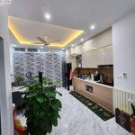 Cần bán nhà phố tứ liên - gần ô tô - dt 60m2 x 4 tầng - mt 4m - mới đẹp ở luôn - giá 8.65 tỷ