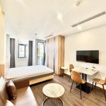 Căn hộ stu ban công 40m2 fullnt cao cấp ngay gần cầu thủ thiêm có thang máy, hầm xe, bảo vệ 24/7