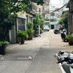 Nhỉnh 8tỷ, nhà mặt tiền hẻm ô-tô 3 tháng 2, q10; dt đẹp: 4x13; 2 tầng; tiện kinh doanh, hiếm có