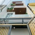 Nhà đường lam sơn, tân bình. dt 4,5x20m, trệt 2 lầu, nhà mới cần cho thuê gấp!