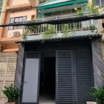Bán nhà 2 lầu hxh 6m trải nhựa đường út tich, phường 4, tân bình. dt: 4.1x20m. giá: 15.2 tỷ.
