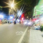 Mặt phố cổ - 3 thoáng - xây khách sạn - bd hết ý - pháp lý 1 sổ duy nhất - dòng tiền 130tr/ tháng