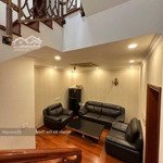 Bán căn góc 2 mặt tiền 10x20m tiện xây biệt thự giá giảm còn 20 tỷ lh 0971829193