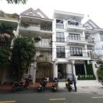 Kiếm đâu ở cư xá lam sơn p. 17, gv nhà 2 mt đường 12m 127m2 đất = 4,6mx27m chỉ 12,7 tỷ