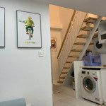 Cho thuê duplex millennium giá chỉ 11tr/tháng. full nội thất. lh 0899 323521