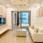 Bán căn 1pn tòa park 3 times city, giá 5 tỷ. lh e tài: 0813 489 555