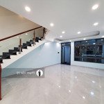 Nguyên căn vạn phúc 5x21m, hầm + 4 lầu, nhà mới hoàn thiện đẹp, giá 35tr/tháng( tl )