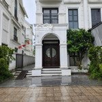 Cho thuê nhà 150m2 hải âu 2, vinhomes ocean park 1, trục chính đường 30 mét, view hồ 24ha (sau nhà)