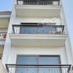 Bán nhanh quan hoa _cầu giấy 45m2 ,4 tầng ,5 ngủ đủ công năng