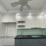 Bán nhà ngõ 146 định công thượng 45m , oto vào nhà, gần phố ở sướng, tương lai rộng mở chỉ 8,3 tỷ