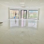 Cho thuê văn phòng 145m2, 29 triệu, duy tân, cầu giấy, hà nội (view đẹp, mặt phố, chính chủ)
