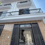 Rẻ nhất kv, 34m2x3t, ô tô đỗ cổng, có tuyến xe buyt cạnh nhà, ql6 và bx yên nghĩa gần