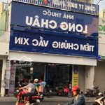 Giá tốt ! mặt tiền đường 30m trường chinh p.14 q.tân bình . 5mx30m , cấp 4 . giá 20.9 tỷ