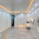 Bán nhà phố, ngô quyền hà đông 7 tầng, thang máy, gara,kd,lô góc dt65m2, mt 4,5m chỉ nhỉnh 12 tỷ .