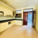 Lê văn lương 45m*5t, mặt tiền 3,6 giá chỉ 14 tỷ nhỉnh. oto đỗ cửa-2 thoáng- kd siêu đỉnh