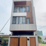 Bán nhà 3 tầng mt tân thuận mới đẹp, dt 80m2 hướng đông nam, đi bộ ra biển chỉ 100m giá siêu rẻ