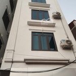 Cần bán nhà 5 tầng yên nghĩa, mặt ngõ to 31m2