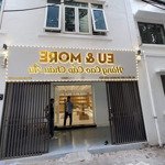 Mb siêu hot! phố thái thịnh. dt 50m2, mt 7m, giá thuê 30 triệu/th,vị trí đắc địa thu hút khách hàng