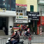 Chính chủ cần bán nhà đường 3/2, quận 10, nở hậu, kinh doanh thuận tiện