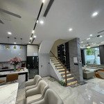 Chính chủ cho thuê căn biệt thự -full đồ cao cấp, thang máy vinhomes ocean park 1 ( xin miễn tg)