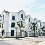 Bán cắt lỗ căn bt đơn lập góc đn, view vườn hoa dt250m2 giá chỉ 5x tỷ, vhop1, lh 0963771130