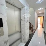 Hơn 11 tỷ có nhà tt đống đa mặt ngõ thông rộng 2.5m, cách mặt phố 7m. 7 tầng thang máy.