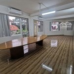 Cho thuê tầng 4 ở trung yên 6, thuộc lô góc rất nhiều ánh sáng