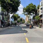 Nhà mtkd q1 đoạn ngay trần hưng đạo. dt 3x10m, 4 tầng giá 11.8 tỷ