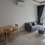 Căn hộ q7 boulevard cho thuê 3pn đủ nội thất, view mặt ngoài thoáng mát. lh 0909.448.284 hiền