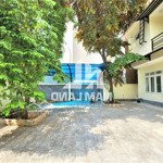 Villa sân vườn rộng khu compound trần não giá bán 40 triệu