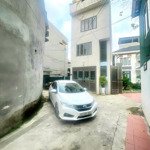 Em có mảnh đất ở phúc lợi - long biên đang cần bán gấp, ô tô vào đất, sát chợ phúc lợi