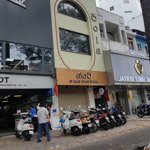 Cho thuê nguyên căn mặt tiền 322 trần hưng đạo q1