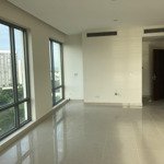 Bán officetel 50m2 giá 2,7 tỷ căn góc, đep tại golden king số 15 nguyễn lương bằng p.tân phú quận 7