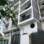 Bán nhà làm chdv 10 phòng đường nơ trang long, diện tích 88,7m2 + 5 tầng mới cứng lh 0933523239