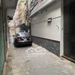Bán nhà p.yên lạc.dt:43m x 4t.mt:4,6m,ô tô đõ cửa,kinh doanh,full nội thất.giá:10,9 tỷ