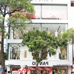 Cho thuê nhà mặt phố trần duy hưng, giá thuê: 150 triệu, diện tích: 100m2 x 3 tầng