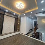 Bán nhà hàng xóm liền kề cây quýt - 45.5m2 - lô góc - nhà mới oto đỗ cổng - nhỉnh 7 tỷ