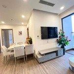 Bán 2pn 2wc oasis view đảo, ban công đông nam giá tốt