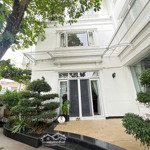 Chỉ 72 tỷ sở hữu biệt thự 3 mặt tiền thảo điền đắt giá, 500m2 thả ga sáng tạo, sân vườn bbq riêng