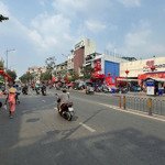 Bán nhà 5 tầng - đối diện coop-mart hậu giang. dt: 4x14 nh5m. 6pn, 4wc. hướng đông. giá 9.2 tỷ tl