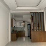 Bán nhà lĩnh nam, hoàng mai, 34m2, 5 tầng, mt4m, 6.9 tỷ