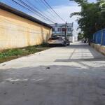 Gia đình có công việc cần bán gấp đất hẻm đường trung lập