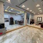 Cho thuê nhà văn cao full đồ, 4 ngủ khép kín, dt: 70m2.