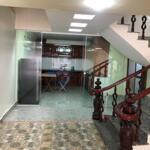 Cho thuê nhà văn cao 4 tầng, dt: 110m2, 4 phòng ngủ.
