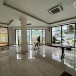 Cho thuê sàn tầng 1 lô góc 2 mặt tiền 110m2 tại vinhomes marina,, giá 15tr