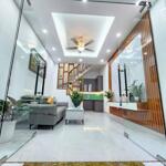 Bán nhà định công thượng, hoàng mai 37m2, ô tô đỗ cổng, full nội thất 6.xtỷ