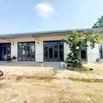 Nhà đậu được ô tô đang xây mới 100% gần kdc tân phú giá chỉ 2,5 triệu/ tháng.