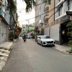 đường nhựa 8m _ cách mt lý thường kiệt chỉ 50m, nhà mới 3 tầng . dt: 4.3x16m [nở hậu]. nhỉnh 9 tỷ